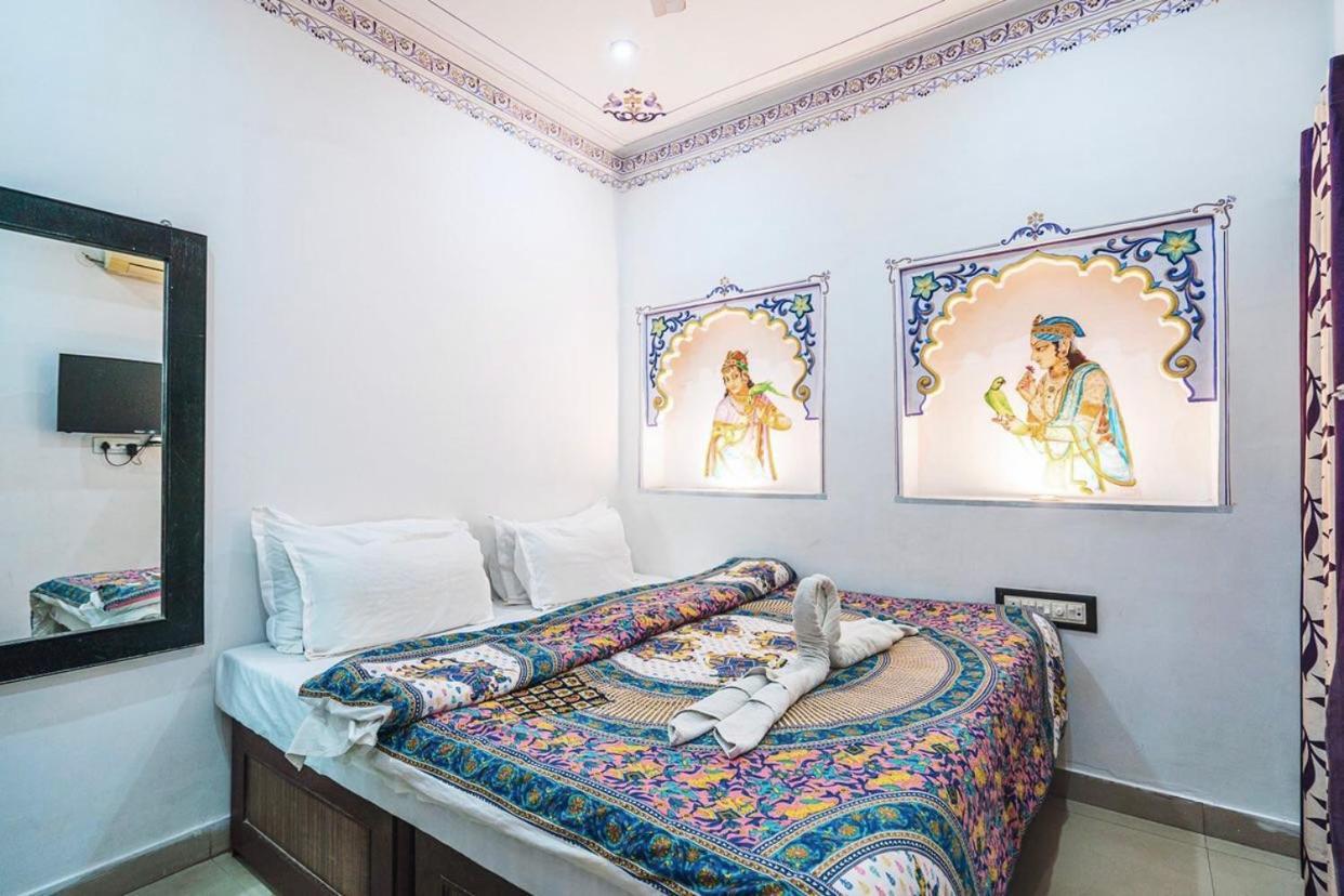Lassi Guest House Udaipur Esterno foto