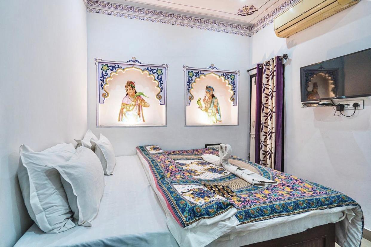 Lassi Guest House Udaipur Esterno foto